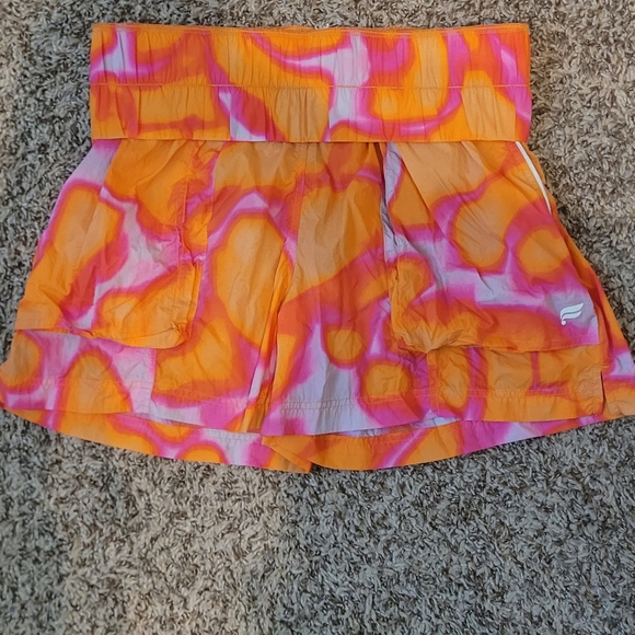 Fabletics shorts - Picture 3 of 4